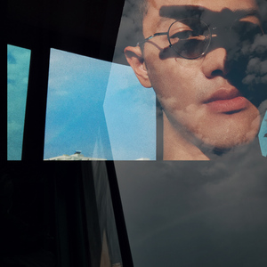 近親五十路六十交尾厨房
